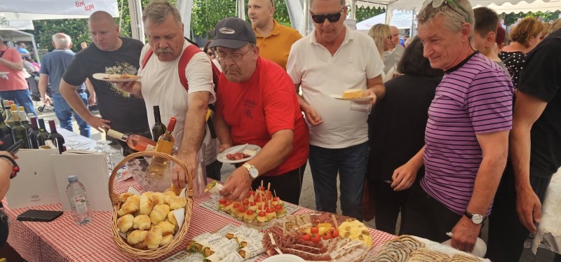 Turistička zajednica Grada Popovače predstavila se na XIV. Izložbi manifestacije Gastroflora u Garešnici