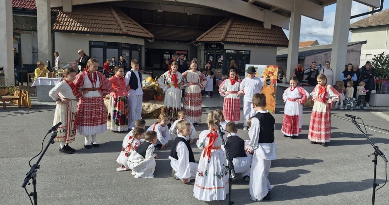 U Popovači obilježeni Dani kruha i zahvalnosti za plodove zemlje