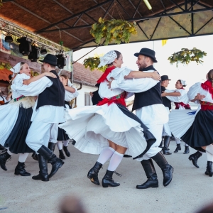 547563075_805938855132885_5347793654973123371_n